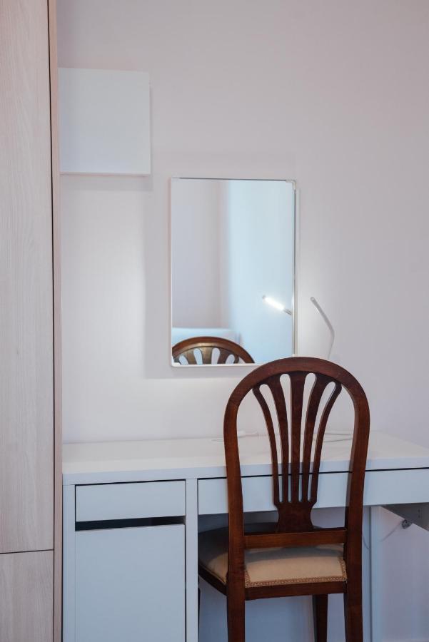 Luxury Apartment In Plaka - Acropolis Афины Экстерьер фото